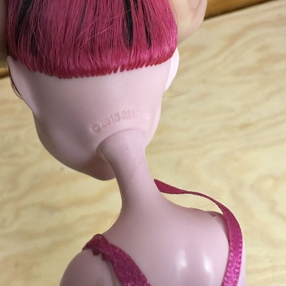 Welcome To Monster High Draculaura Photo Booth Ghouls 2015 - Picture 2 of 4